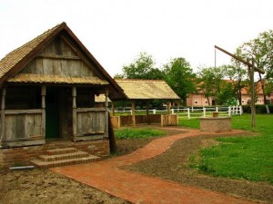 Prikaz slavonskog seoskog domaćinstva kao edukativni dio učeničkih ekskurzija